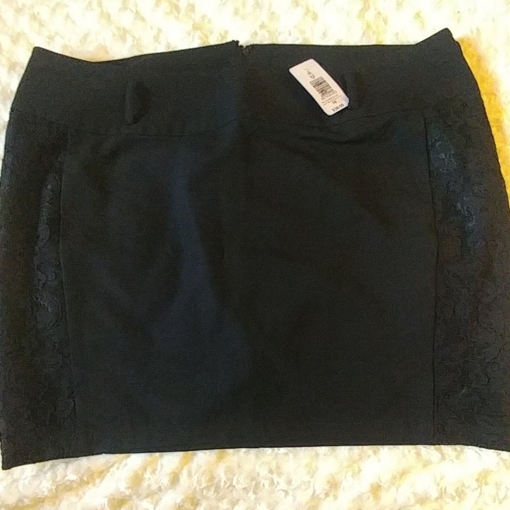 Black Skirt